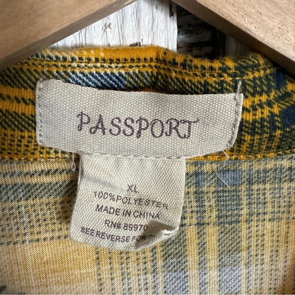 Passport Button Up Shirt Yellow‎ Blue Plaid Women’s Size XL Grunge Skater Boho - Picture 2 of 8